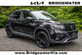 Used 2022 Volkswagen Taos SE image 1