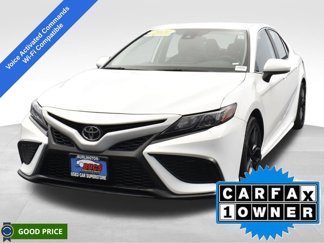 Used 2021 Toyota Camry SE image 1