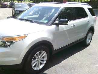 Used 2012 Ford Explorer XLT image 1
