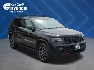 Used 2018 Jeep Grand Cherokee Trailhawk w/ Trailhawk Luxury Group image 1