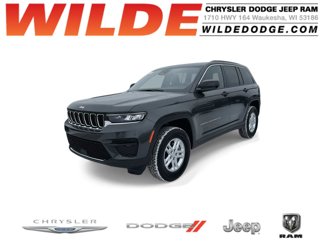New 2025 Jeep Grand Cherokee Laredo w/ Luxury Tech Group I image 1