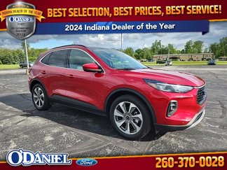 Used 2024 Ford Escape Platinum w/ Premium Technology Package image 1