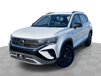 Used 2024 Volkswagen Taos S image 1