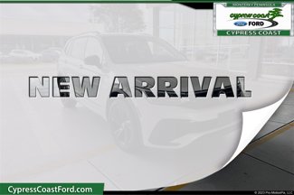 Used 2023 Volkswagen Tiguan SE R-Line image 1