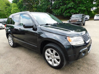 Used 2012 Suzuki Grand Vitara Limited image 1