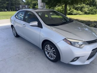 Used 2015 Toyota Corolla LE image 1