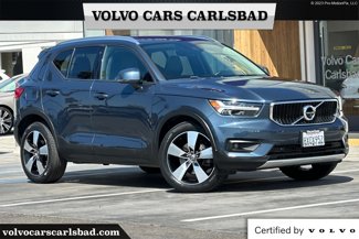 Certified 2022 Volvo XC40 T5 Momentum w/ Premium Package image 1