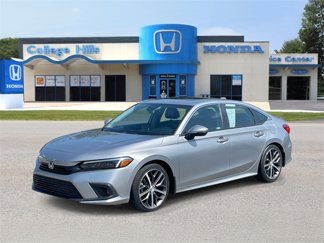 Used 2022 Honda Civic Touring image 1