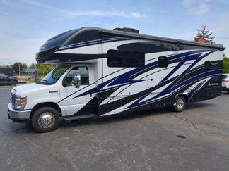 Used 2019 Ford E-450 and Econoline 450 Super Duty w/ Motorhome Prep Package image 1