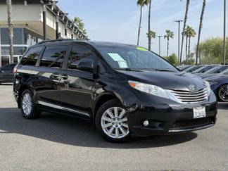 Used 2016 Toyota Sienna XLE Premium image 1