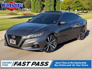Used 2021 Nissan Altima 2.5 Platinum image 1