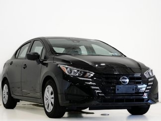 Used 2024 Nissan Versa S image 1