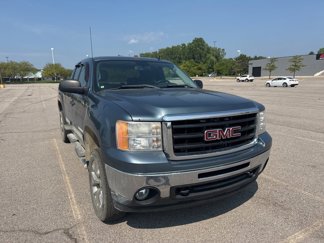 Used 2010 GMC Sierra 1500 SLE w/ Power Pack Plus image 1