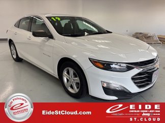 Used 2019 Chevrolet Malibu LS image 1