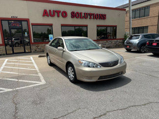 Used 2006 Toyota Camry LE image 1