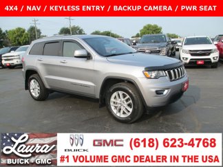 Used 2018 Jeep Grand Cherokee Laredo image 1