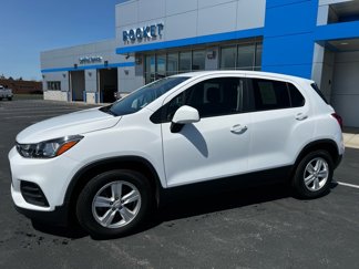 Used 2019 Chevrolet Trax LS w/ Tint and Cruise Package image 1