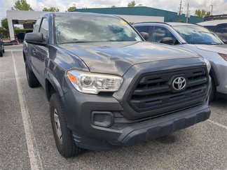 Used 2017 Toyota Tacoma SR image 1