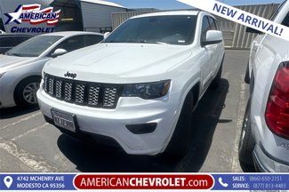 Used 2021 Jeep Grand Cherokee Laredo X image 1