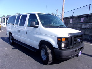Used 2008 Ford E-350 and Econoline 350 Super Duty Wagon image 1