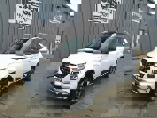 Used 2023 Hyundai Venue Limited image 1