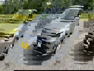 New 2025 Kia Soul LX image 1
