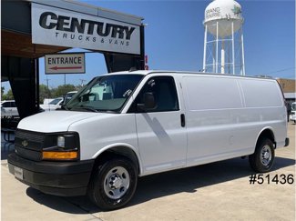 Used 2017 Chevrolet Express 3500 Extended image 1
