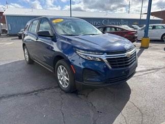 Used 2022 Chevrolet Equinox LS image 1
