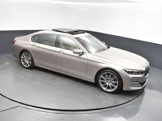 Certified 2022 BMW 740i w/ Premium Package image 1