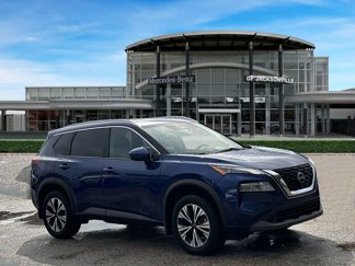 Used 2022 Nissan Rogue SV w/ SV Premium Package image 1