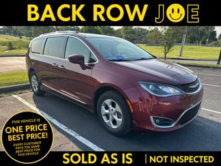 Used 2017 Chrysler Pacifica Touring-L Plus image 1