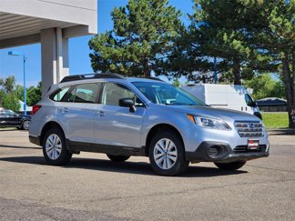 Used 2017 Subaru Outback 2.5i image 1