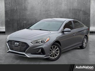 Used 2018 Hyundai Sonata SE image 1