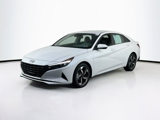 Used 2023 Hyundai Elantra SEL w/ Convenience Package image 1