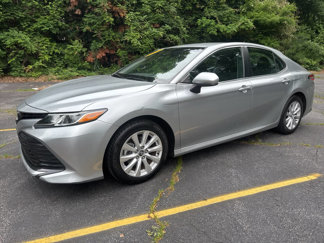 Used 2020 Toyota Camry LE image 1