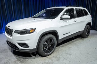 Used 2020 Jeep Cherokee Latitude Plus image 1