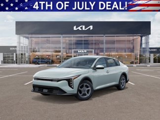 New 2025 Kia K4 LXS image 1