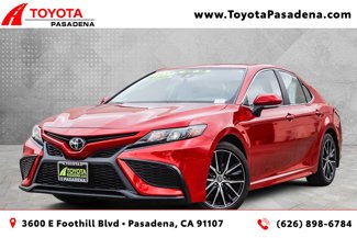 Used 2022 Toyota Camry SE w/ Convenience Package image 1