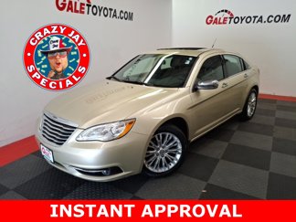 Used 2011 Chrysler 200 Limited image 1