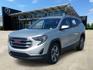 Used 2020 GMC Terrain SLT image 1