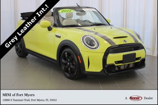 Used 2022 MINI Cooper S w/ Driver Assistance Package image 1
