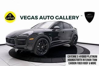 Used 2023 Porsche Cayenne Platinum Edition w/ Performance Package (PG3) image 1