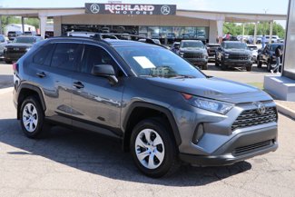 Used 2020 Toyota RAV4 LE image 1