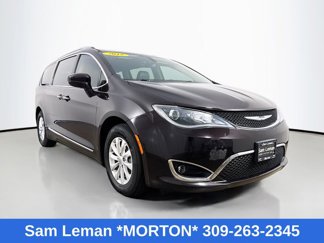 Used 2018 Chrysler Pacifica Touring-L w/ Premium Audio Group image 1