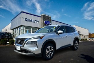 Used 2023 Nissan Rogue SV image 1