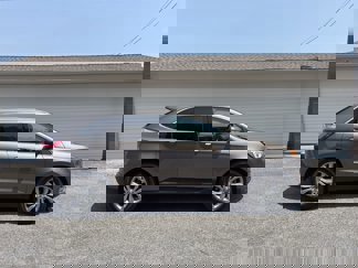 Used 2019 Ford Edge Titanium image 1