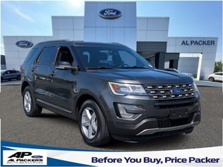 Certified 2017 Ford Explorer XLT w/ Equipment Group 202A image 1