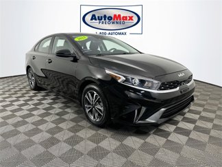 Used 2023 Kia Forte LXS image 1