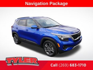 Used 2023 Kia Seltos S w/ Navigation Package image 1