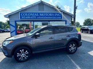 Used 2016 Toyota RAV4 LE image 1